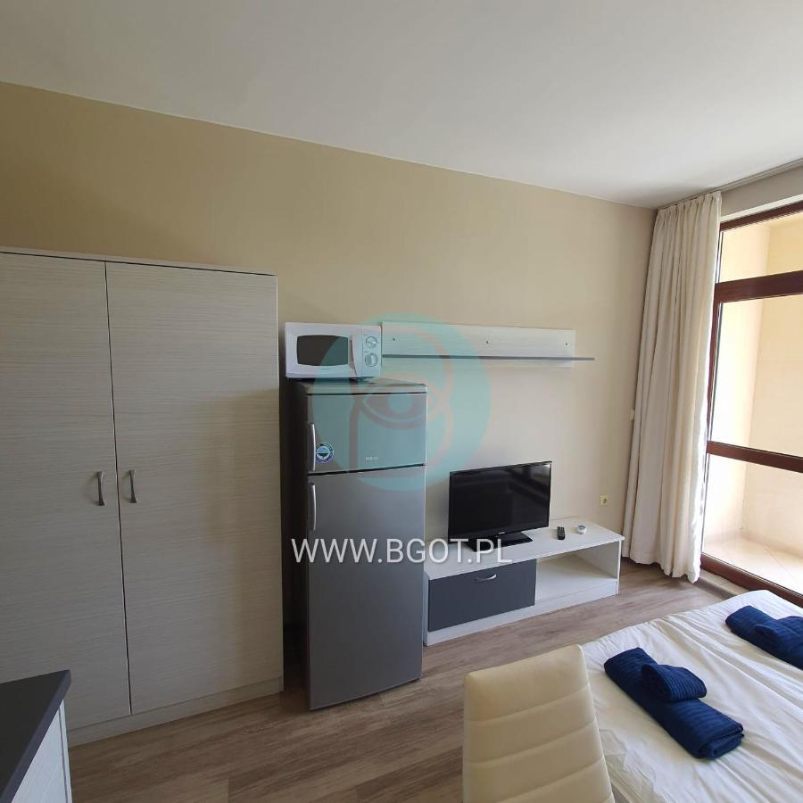 Sorrento Sole Mare - Apartments By The Beach Sveti Vlas Ngoại thất bức ảnh